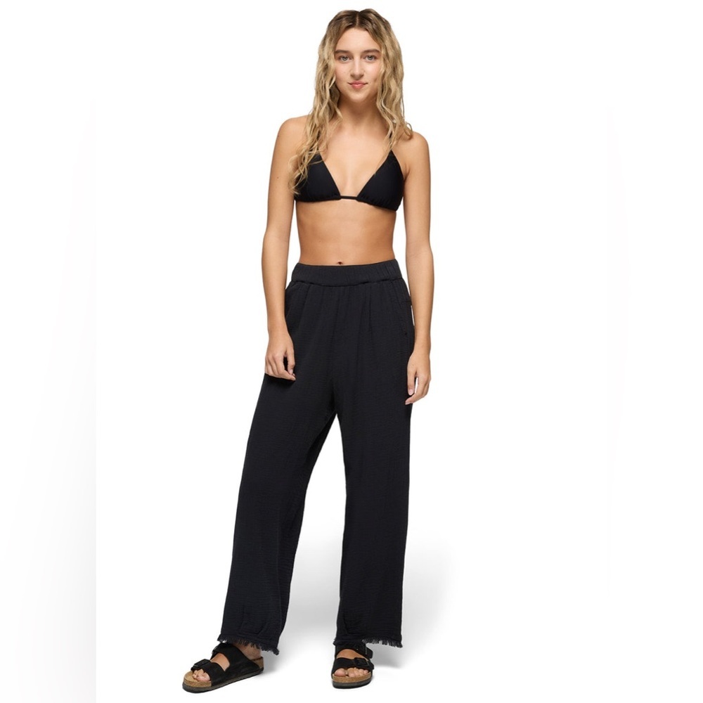 Prana Hideaway Pants in Black Beach Swim Cover - Picture 11 of 11